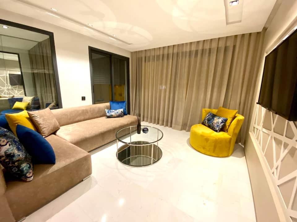 The Dream 11 Modern & Chic Flat In The Area